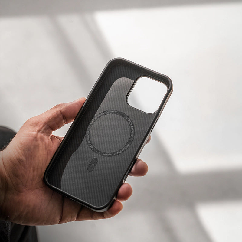 Étui pour iPhone 17 Air Carbon MagSafe
