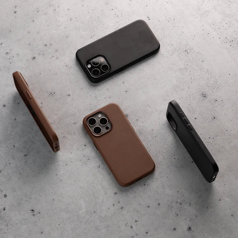 Étui en cuir noir pour iPhone 16