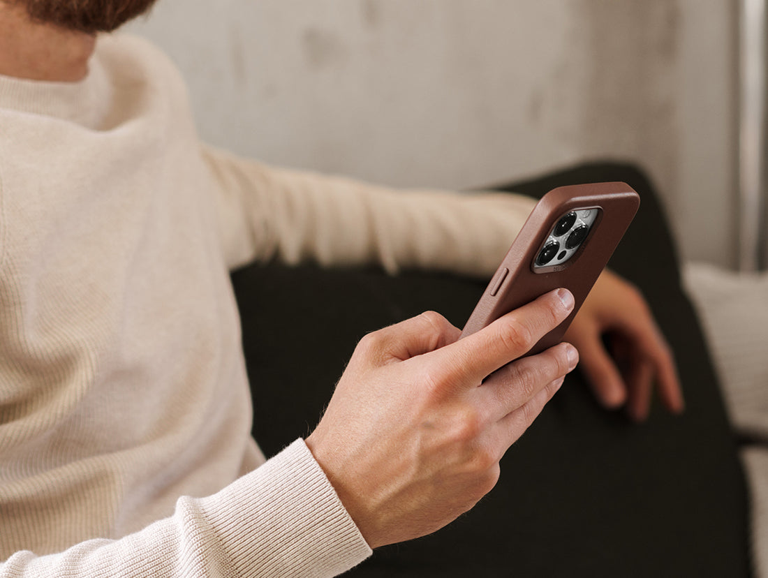 Etui en cuir végétalien pour iPhone 15