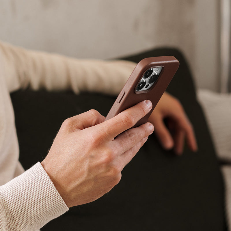 Etui en cuir végétalien pour iPhone 15