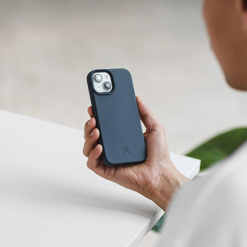 iPhone 15 coque MagSafe durable bleu marine