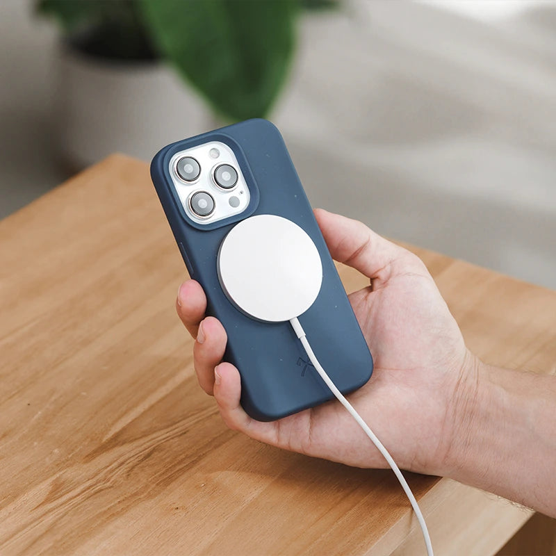 iPhone 15 coque MagSafe durable bleu marine