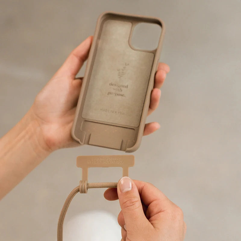 Chaîne pour téléphone portable iPhone 16 Taupe
