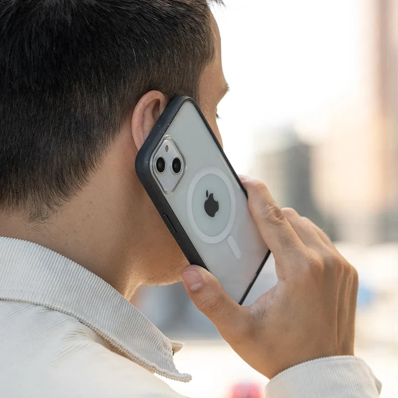 Étui transparente MagSafe pour Iphone 14 Pro Max noir/clair