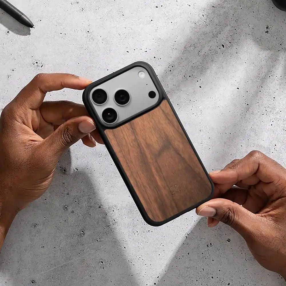 iPhone 17 Pro Max Bumper Case en bois