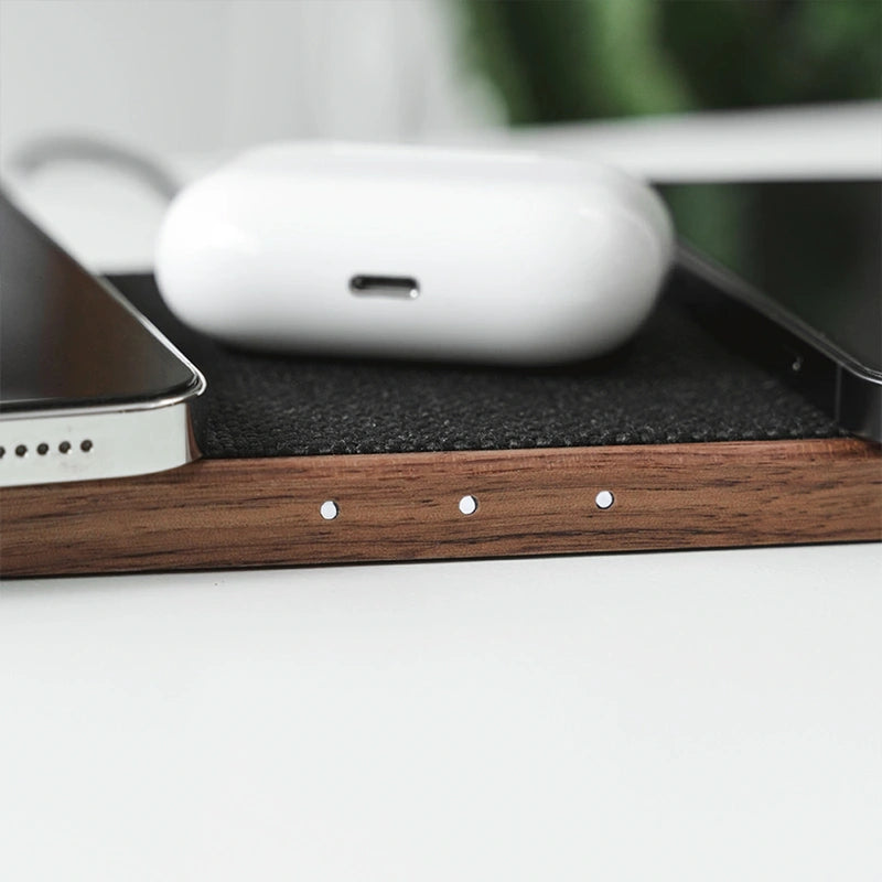 Station de recharge inductive en bois noyer