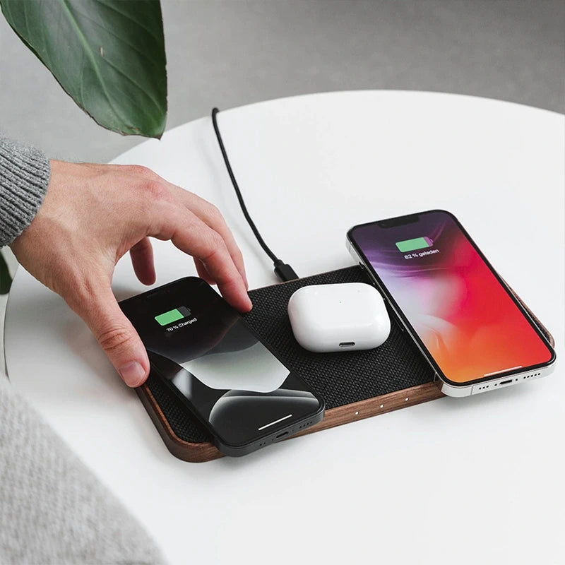 Station de charge inductive en bois pour 3 appareils