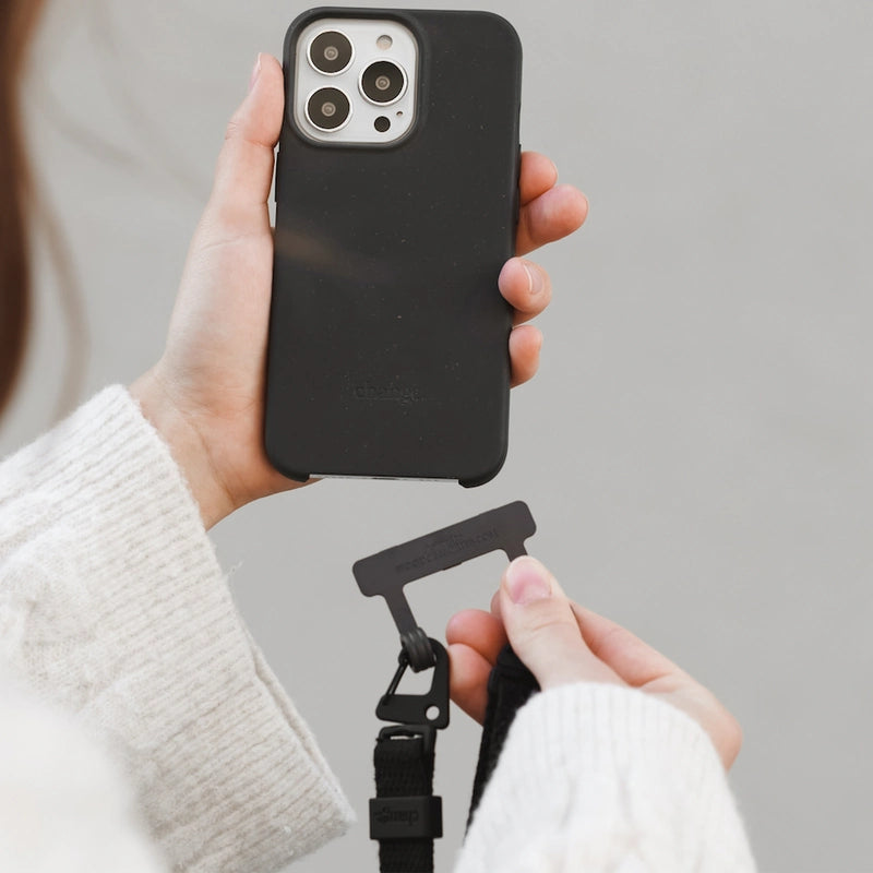 KetteTech Coque avec Cordon pour iPhone 14 Pro Max, Transparent Silicone  Collier Réglable Téléphone Étui Portable Lanière Housse - Noir