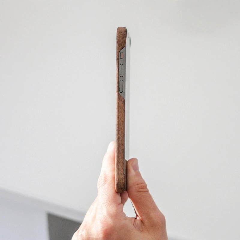 Iphone 14 Pro Max fin étui en bois